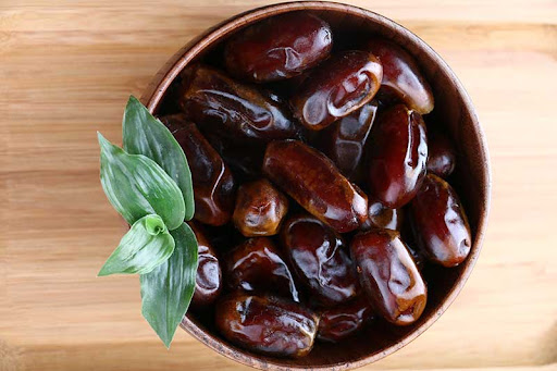 خرما کبکاب شیرین با طعم دلنشین و بافت خوش خوراک